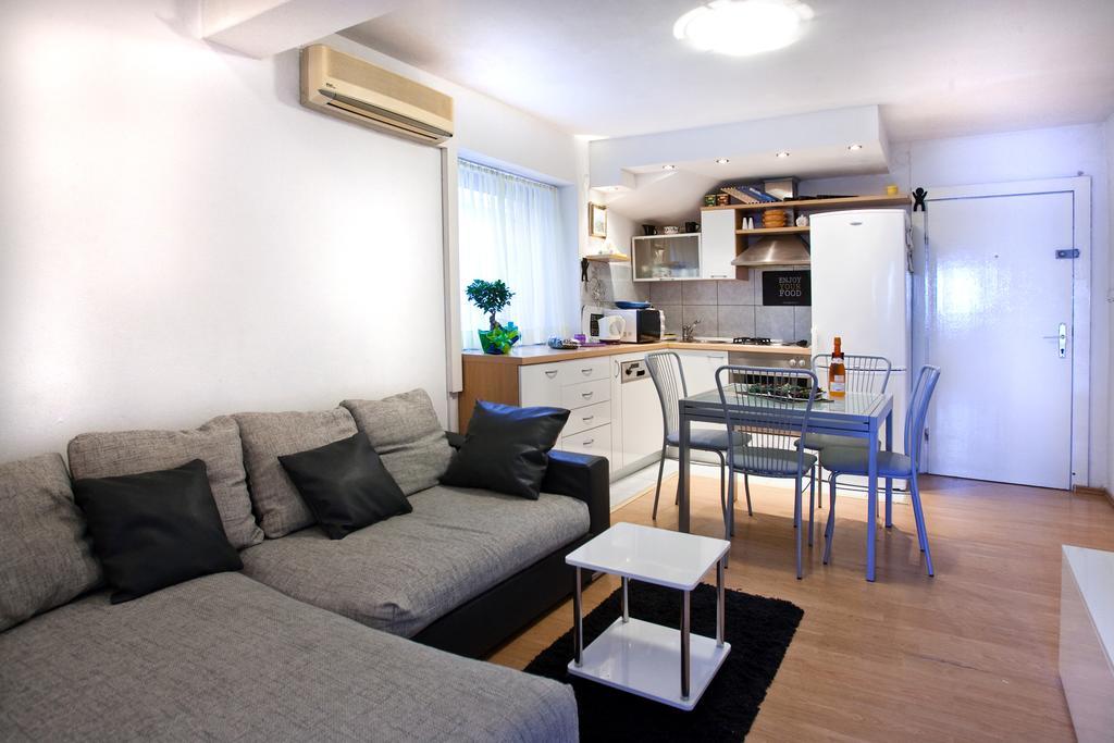 Apartment Banjo Polo Split Luaran gambar
